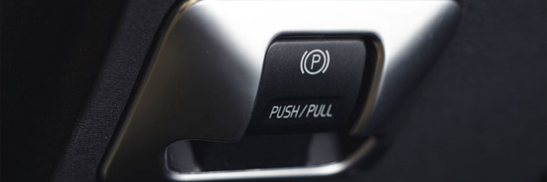 ALUMINIUMLOOKDEKOR FÖR HANDBROMS TILL VOLVO