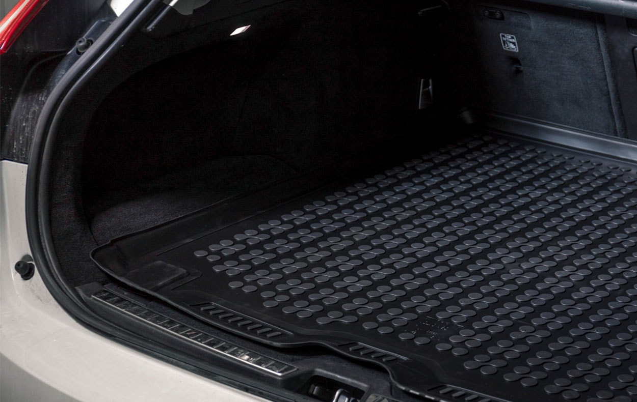 BAGAGERUMSMATTOR TILL VOLVO