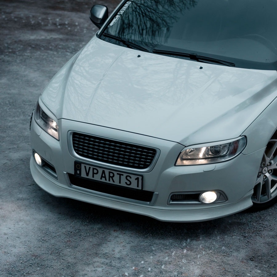 Stylinggrill till Volvo V70 08-13, mattkrom/blanksvart - Image 3