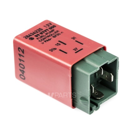 Polttoainepumpun rele, Volvo 850, S70, V70, C70, punainen