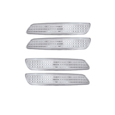 4 vita sidomarkeringar till Volvo S40, V40, fas2 01-04