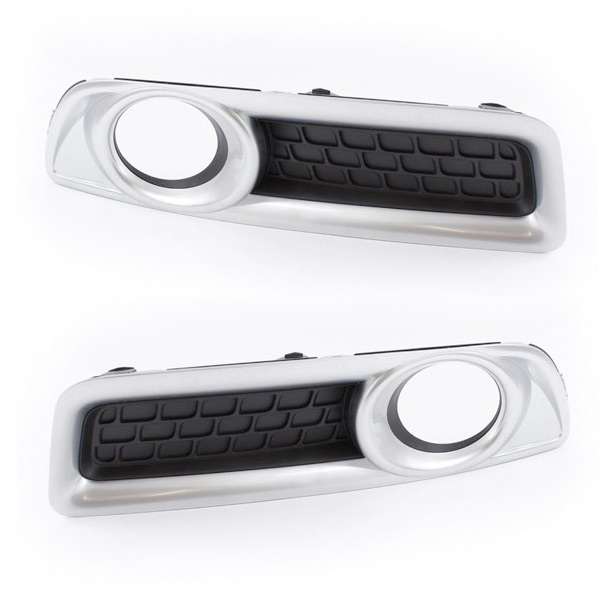 Mattkromade dimljusgaller till Volvo V70 08-13, med p-sensorer