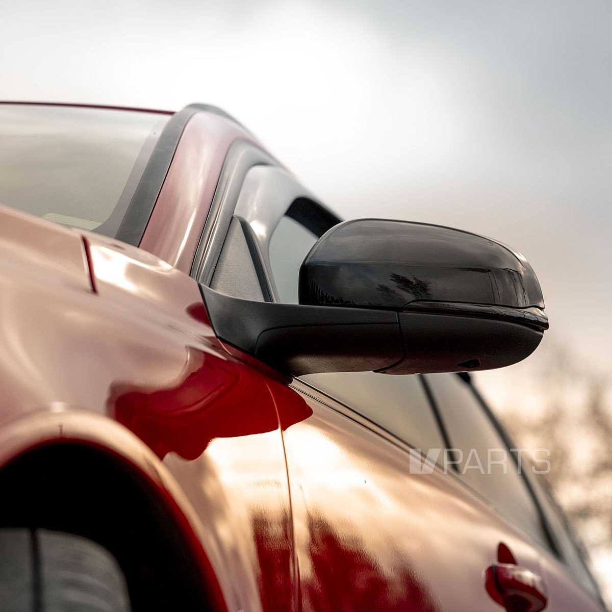 Blanksvarta backspegelkåpor till Volvo S80, V70 - Image 1