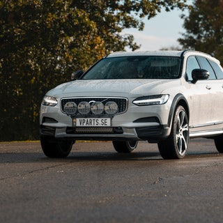 Paket: 4 X Briodlights Ozz LED 7tum, extraljus, till Volvo S90, V90, 16-17, med monteringsdetalje