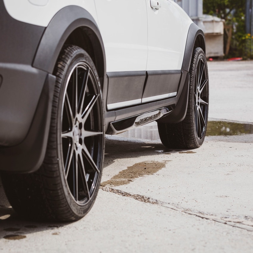 Side scuff plates till Volvo XC70 08-, blanksvart