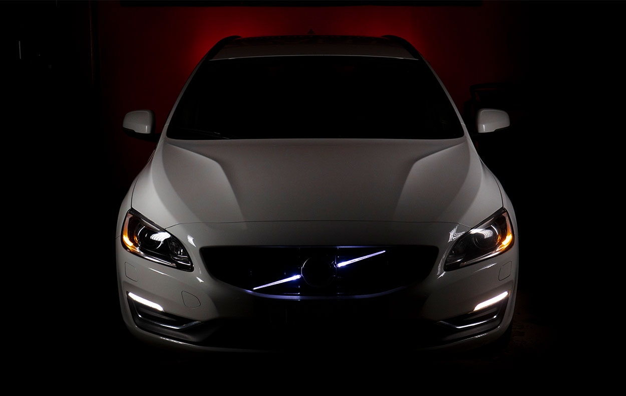 GRILL FÜR VOLVO V60 10-17